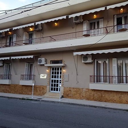 Sofia Rooms Loutra Edipsou  Esterno foto