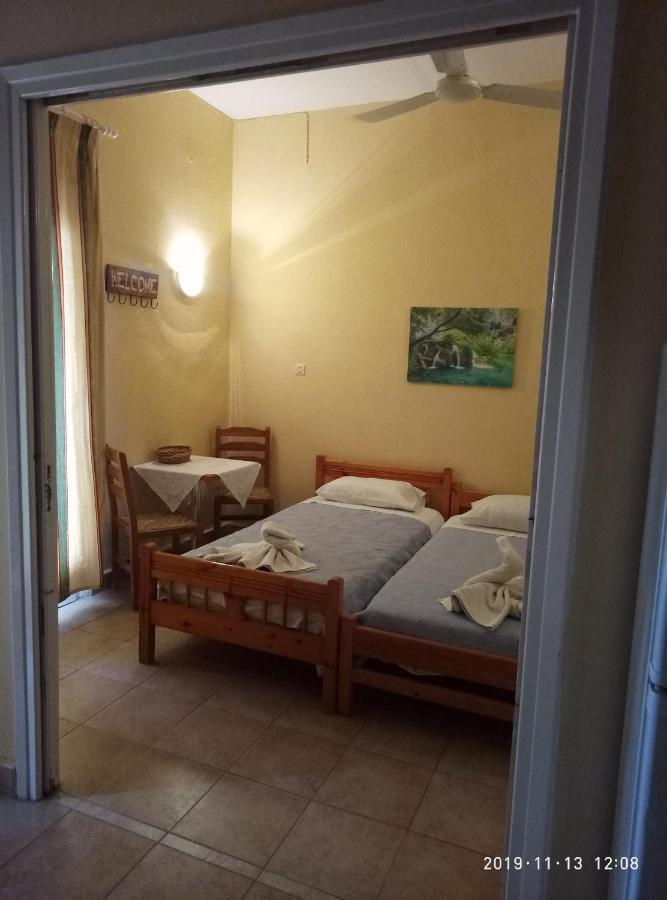 Sofia Rooms Loutra Edipsou  Esterno foto