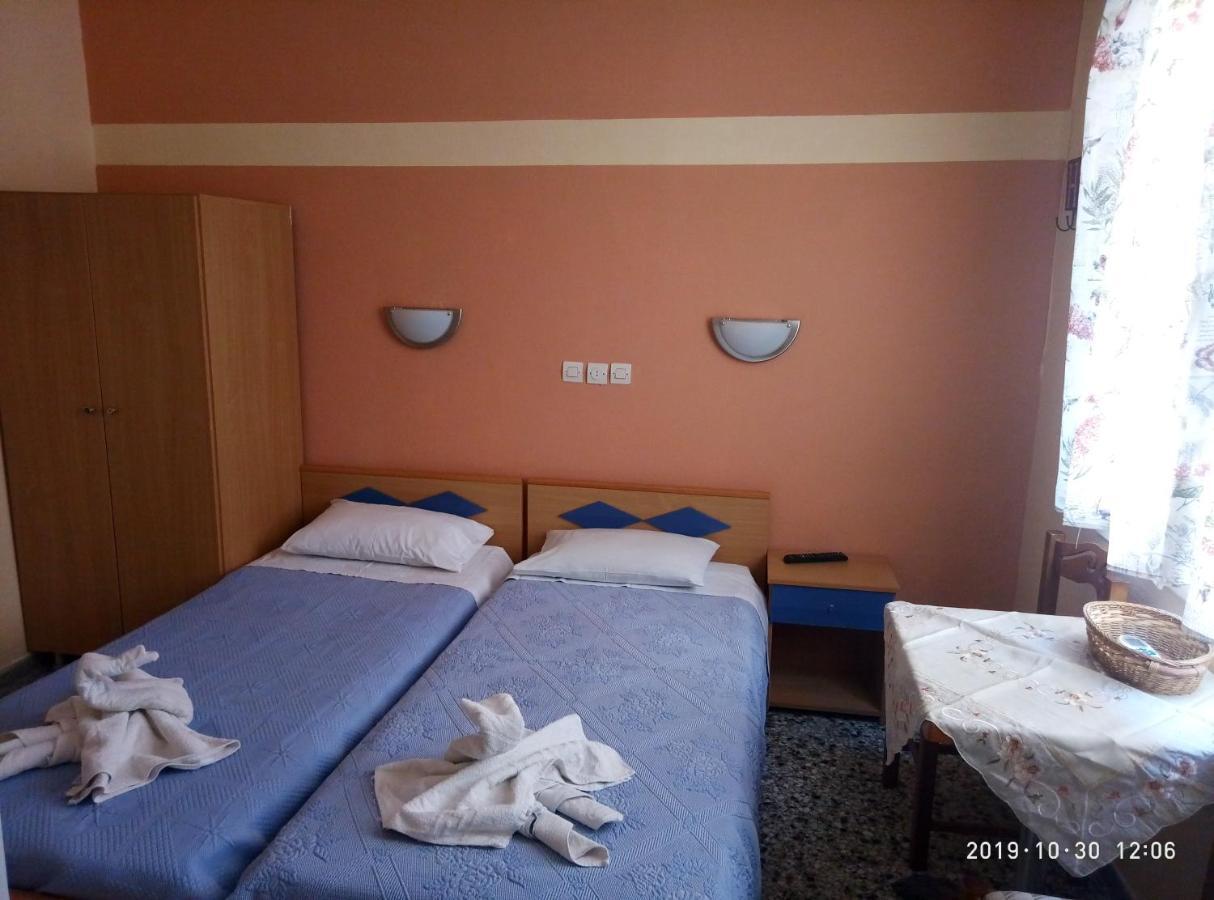 Sofia Rooms Loutra Edipsou  Esterno foto