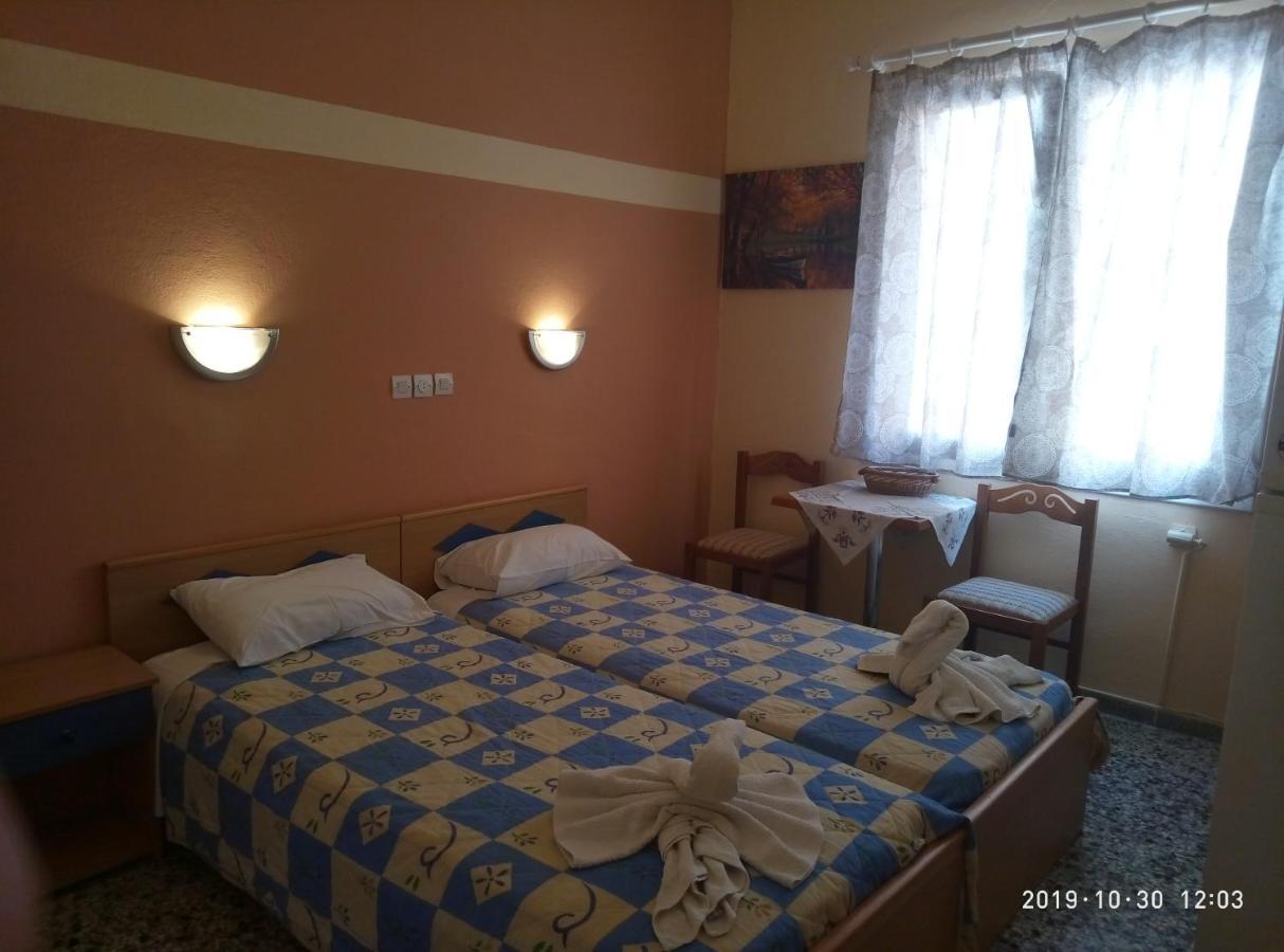 Sofia Rooms Loutra Edipsou  Esterno foto