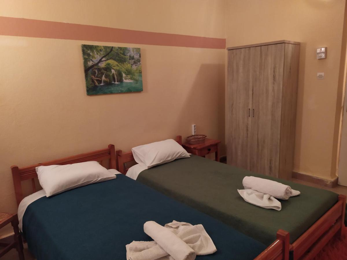 Sofia Rooms Loutra Edipsou  Esterno foto