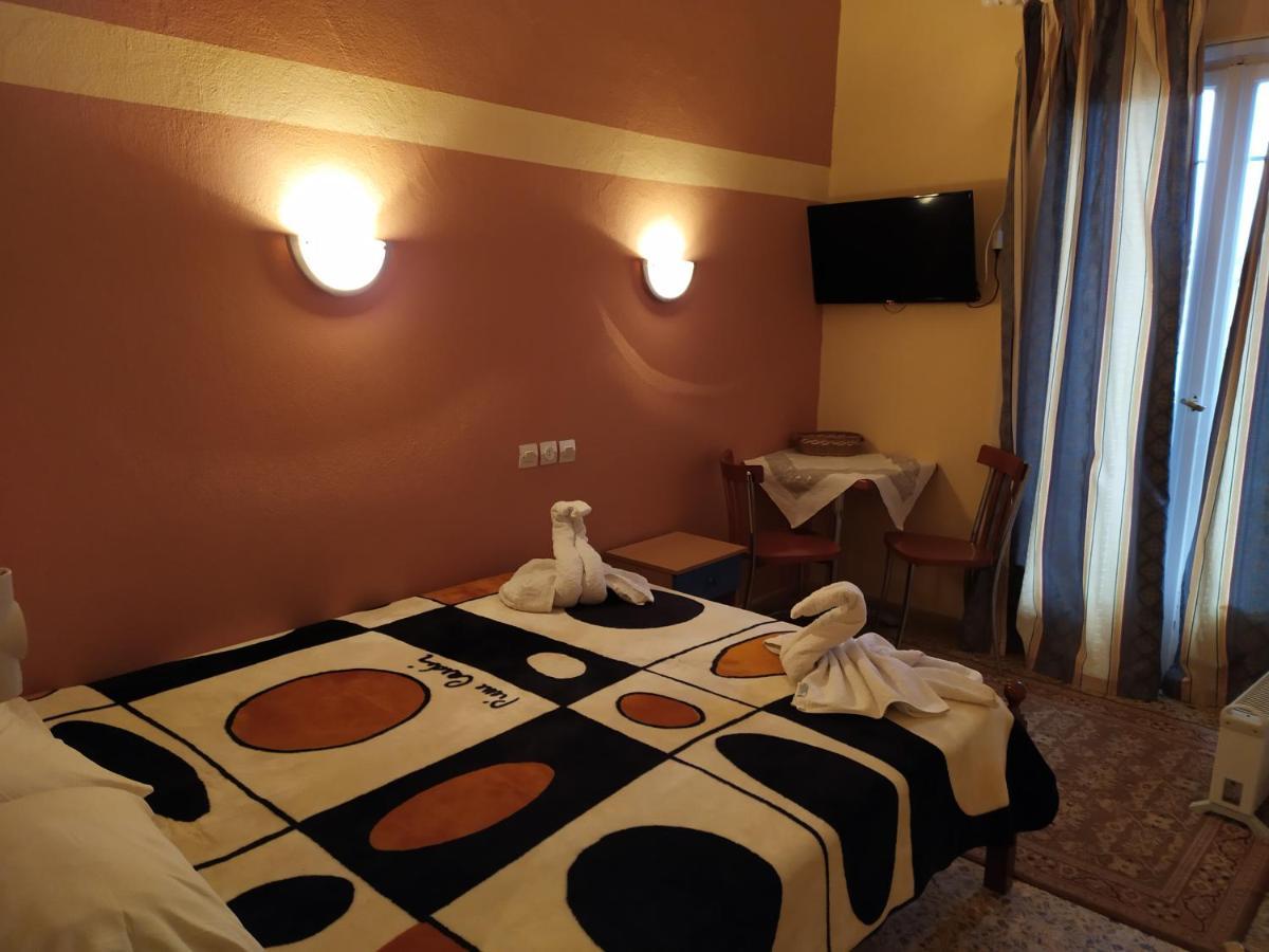 Sofia Rooms Loutra Edipsou  Esterno foto